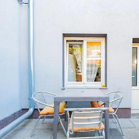 Crowonder Lucky House With Pool And Patio 30 Meters From The * زادار